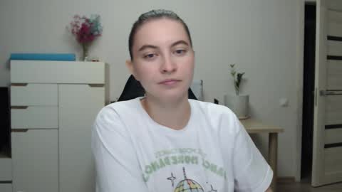 Alice online show from November 6, 2025, 5:25 pm