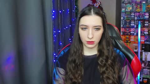 Snapshot of alice_bailey chatting on December 24, 2024, 3:26 pm Alice online show from December 24, 2024, 3:26 pm