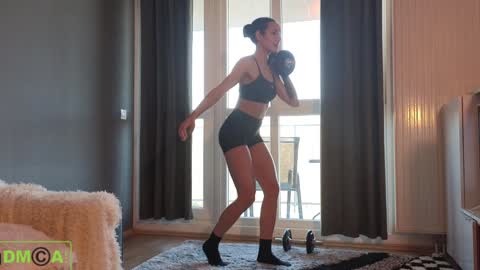 Snapshot of alice_bane chatting on January 6, 2025, 11:07 am A R Y A  T I A online show from January 6, 2025, 11:07 am