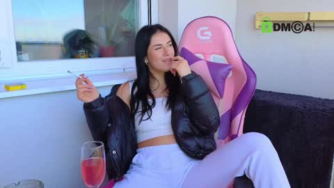 Snapshot of alice_bane chatting on January 28, 2025, 10:56 am A R Y A  T I A online show from January 28, 2025, 10:56 am