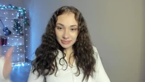 Alice online show from December 14, 2025, 12:10 pm