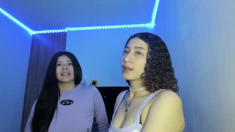 Snapshot of alice_martinez_ chatting on February 26, 2025, 11:15 pm alice and amber online show from February 26, 2025, 11:15 pm