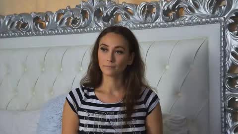 Snapshot of alice_munro chatting on September 16, 2025, 3:24 pm AliceMunro online show from September 16, 2025, 3:24 pm