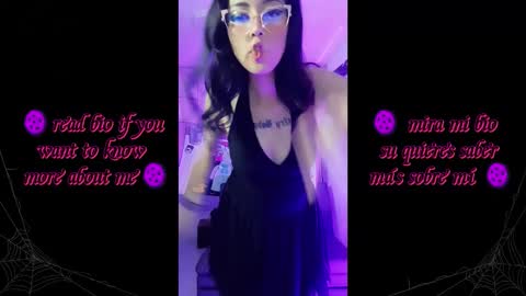      online show from October 25, 2025, 7:08 pm