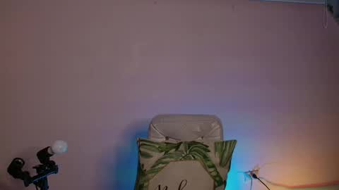   evedam online show from February 18, 2025, 2:59 am