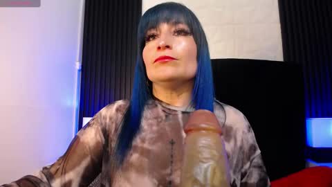 Alice online show from October 4, 2025, 7:12 pm