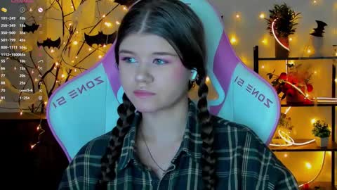 Alice online show from October 27, 2025, 10:36 pm