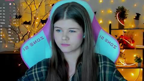 Alice online show from October 28, 2025, 11:07 pm