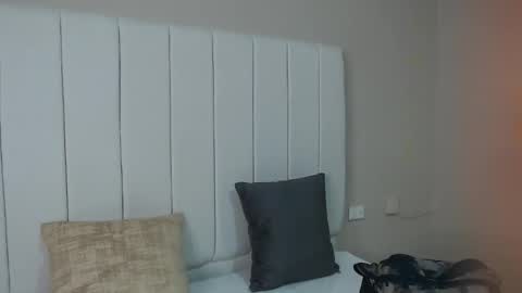 Alicia online show from January 14, 2026, 12:33 pm