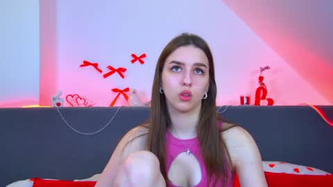 Snapshot of aliceatkin chatting on June 11, 2026, 6:44 am Alice online show from June 11, 2026, 6:44 am