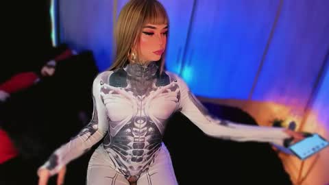 Snapshot of alicebby_bigcock19 chatting on February 28, 2026, 7:48 pm Alice online show from February 28, 2026, 7:48 pm