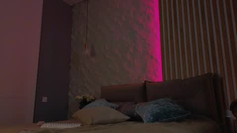 Your sweet Alice INST alicebellies online show from March 7, 2026, 8:55 am