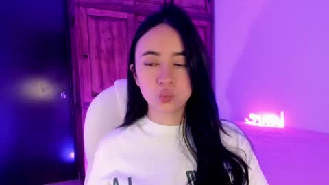 Aliceee  ..   97YP9VWGZHrefnav wishlist lists 1 online show from February 12, 2025, 8:07 pm