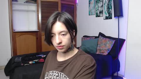 Snapshot of alicee_logan_ chatting on October 9, 2025, 1:47 am alicee_logan_ online show from October 9, 2025, 1:47 am