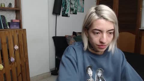 alicee_logan_ online show from March 13, 2026, 1:34 am
