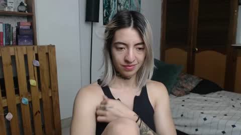 alicee_logan_ online show from July 18, 2026, 2:49 am