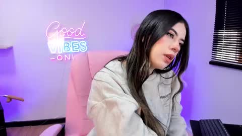 Alice online show from September 19, 2025, 12:28 pm