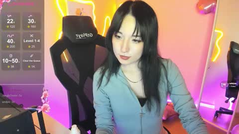 Snapshot of aliceeinwonderlanddd chatting on February 1, 2026, 1:48 am Alice online show from February 1, 2026, 1:48 am