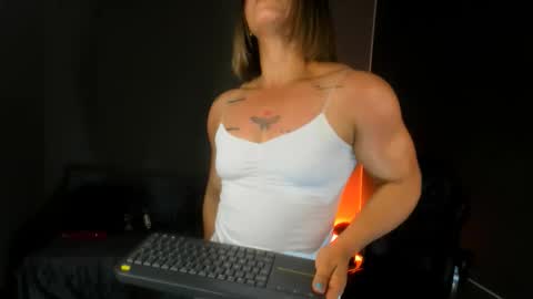 alicefit_212 online show from December 20, 2025, 10:06 pm