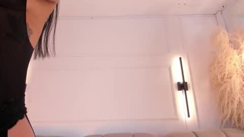 Alice  online show from March 18, 2026, 11:41 pm