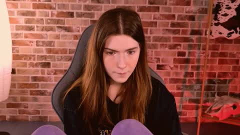 Alice online show from November 9, 2025, 5:17 am