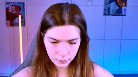 Alice online show from December 3, 2025, 5:15 am