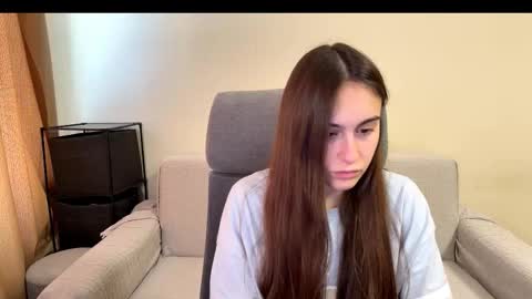 alicekollt online show from February 2, 2026, 12:59 pm