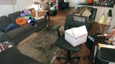 Alice Liddell online show from October 27, 2025, 6:45 pm