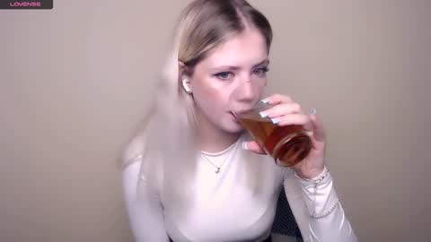 Alice online show from September 12, 2025, 6:24 am