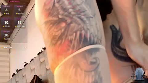 alicenoir_ online show from April 9, 2026, 11:10 pm