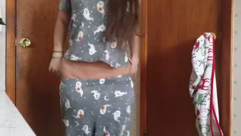 Alice Rivers ---- Enter my public Discord-  online show from December 7, 2024, 1:40 pm