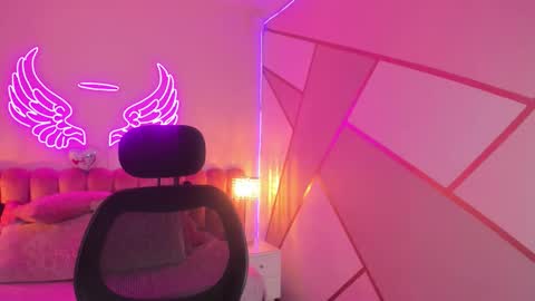 Alice online show from December 2, 2025, 12:54 pm