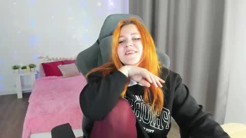 Snapshot of alicewinchesterr chatting on October 3, 2025, 6:16 pm Alice online show from October 3, 2025, 6:16 pm