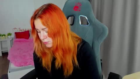 Snapshot of alicewinchesterr chatting on October 28, 2025, 7:16 pm Alice online show from October 28, 2025, 7:16 pm