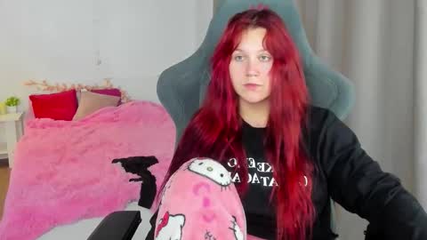 Snapshot of alicewinchesterr chatting on November 9, 2025, 12:58 pm Alice online show from November 9, 2025, 12:58 pm