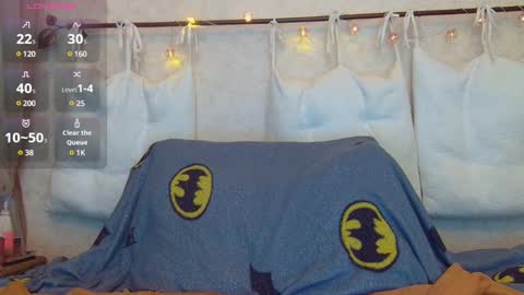 Snapshot of alicewoolfy chatting on December 21, 2024, 8:43 pm AliceWoolfy online show from December 21, 2024, 8:43 pm