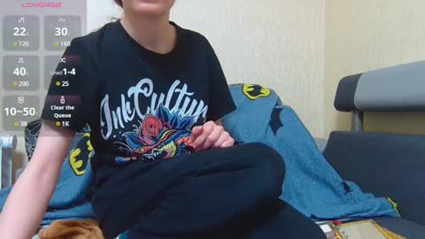 Snapshot of alicewoolfy chatting on February 21, 2025, 9:22 pm AliceWoolfy online show from February 21, 2025, 9:22 pm