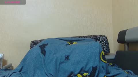 Snapshot of alicewoolfy chatting on March 11, 2025, 8:20 pm AliceWoolfy online show from March 11, 2025, 8:20 pm