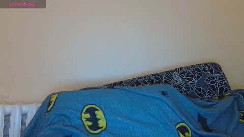 Snapshot of alicewoolfy chatting on September 22, 2025, 8:33 pm AliceWoolfy online show from September 22, 2025, 8:33 pm