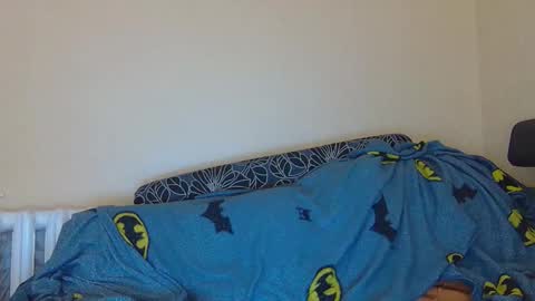 Snapshot of alicewoolfy chatting on October 20, 2025, 12:11 am AliceWoolfy online show from October 20, 2025, 12:11 am