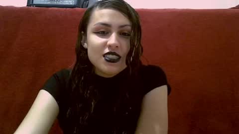alicia_axiom online show from May 21, 2026, 8:16 pm