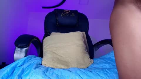 Snapshot of alicia_kyse chatting on April 15, 2026, 1:12 am Alicia Kyse online show from April 15, 2026, 1:12 am