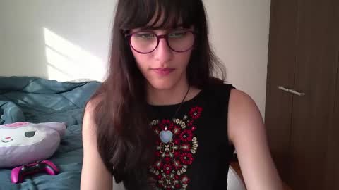 Snapshot of alicia_love29 chatting on December 5, 2024, 9:17 pm Alice online show from December 5, 2024, 9:17 pm