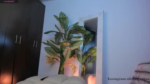 Alicia Vega  independent model online show from March 22, 2026, 5:44 am