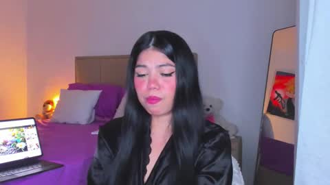 Snapshot of aliciabiden chatting on February 4, 2026, 1:00 am aliciabiden online show from February 4, 2026, 1:00 am