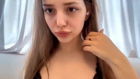 Snapshot of aliciacampbellia chatting on May 19, 2026, 8:42 am Alice online show from May 19, 2026, 8:42 am