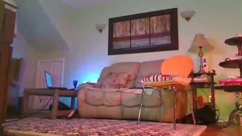 Snapshot of aliciadehart181 chatting on February 2, 2026, 10:30 pm Alicia deHart Help me reach 1000 Followers. Its FREE online show from February 2, 2026, 10:30 pm