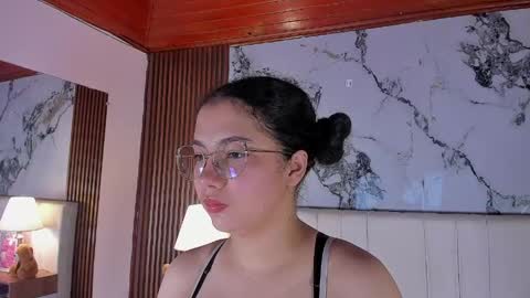 Snapshot of alicialevy chatting on April 30, 2026, 11:16 am LUNA online show from April 30, 2026, 11:16 am