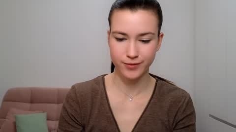 Snapshot of alicianoveli chatting on January 18, 2025, 1:29 pm alicianoveli online show from January 18, 2025, 1:29 pm