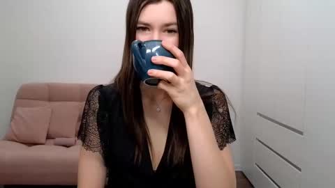 Snapshot of alicianoveli chatting on February 10, 2025, 12:08 pm alicianoveli online show from February 10, 2025, 12:08 pm